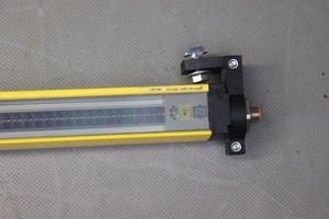 Barrera de Luz de Seguridad Original Nueva C4000 C40E1001AG300 1027949 19ms para PLC, Amplia Experiencia Técnica con Sólida Base Industrial - Product Image 6