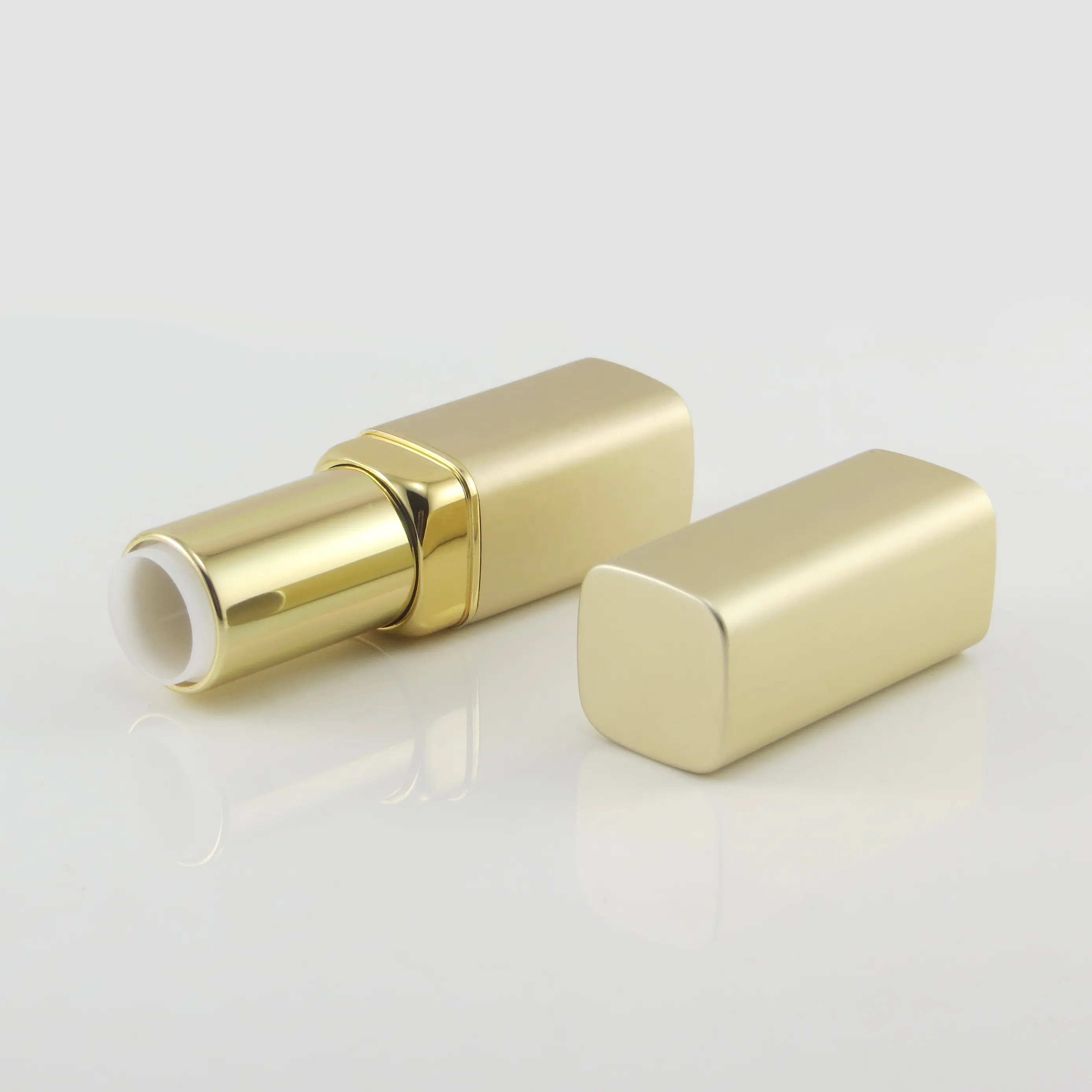 ECO Friendly Gold Luxury Metal Cosmetic Packaging Push Up Lip Balm Tubes Empty Flat Lipstick Tube Container