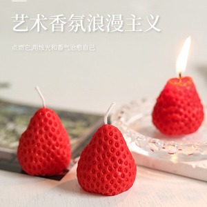 เทียนหอมกลิ่นสตรอว์เบอร์รี ขี้ผึ้งถั่วเหลือง รูปทรงผลไม้ประดิษฐ์ ของตกแต่งบ้าน ของขวัญ - Product Image 4
