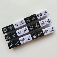 Deskjoy Nouveau pour Magic the Gathering Accessoires-Baccarat-Style 16mm Dés en acrylique avec motif de mots clés pour les parties de jeux de société