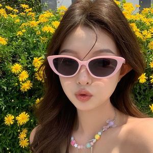 Nouvelles lunettes de soleil œil-de-chat rose et blanc, monture PC, verres polarisés CE UV400, mode luxe unisexe - Product Image 6