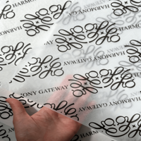 Échantillon Gratuit d'Usine, Papier de Soie Blanc Personnalisé de Haute Qualité en Gros avec Votre Propre Logo, Papier de Soie d'Emballage