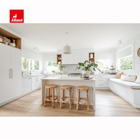 Allandcabinet Style Minimalisme Panneau Shaker Blanc Poignée en laiton MDF Îlot cannelé Armoires de cuisine avec petit îlot cannelé