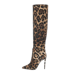 Bottines longues à talons hauts pour femmes, imprimées de motifs floraux, bout pointu, sexy, au-dessus du genou, motif léopard, talons aiguilles - Product Image 2
