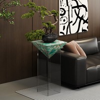 Table d'appoint de luxe en forme de pyramide inversée pour salon, table d'appoint à base acrylique pour hôtel, décoration artistique