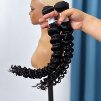 Extensions de cheveux humains 1B Noir Naturel Ondulé Profond, Tissage à Double Trame, Cheveux Bouclés Profonds, Vente en Gros, Fournisseur de Cheveux Vietnamiens