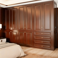 Armoire de style Shaker classique moderne, du sol au plafond, avec tiroirs intégrés pour chambre à coucher