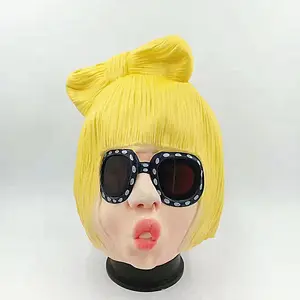 Cadılar bayramı rol yapma lateks maske, Lady Gaga güneş gözlüğü giyen, komik ve sevimli kız satan sevimli eserler