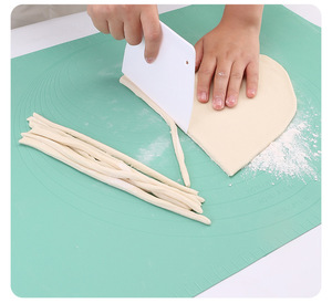 Ensemble de <span class=keywords><strong>tapis</strong></span> de cuisson en silicone perforé <span class=keywords><strong>Silpat</strong></span>, réutilisables, personnalisés, carrés, ronds, ovales, antidérapants, noirs, pour pain et pâtisserie - Product Image 6