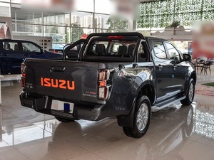 2023 Isuzu Ling <span class=keywords><strong>Tuo</strong></span> 2.5T Turbo Diesel automatique 4x4 édition phare empattement Standard camionnette Diesel Turbo 4x4 nouvelle voiture - Product Image 4