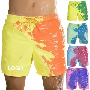 Pantalones cortos de tabla con logotipo personalizado que cambian de color Bañador de alta calidad reactivo al agua que cambia de color para hombres