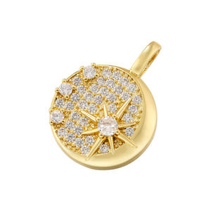 HD319 Exquisito y Lujoso Dije de Cruz en Forma de Corazón con Microincrustaciones de Diamantes de Colores, Colgante de Estrella del Norte en Forma Redonda de Oro de 18k - Product Image 5