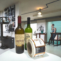 Autocollants pour bouteilles de vin en vinyle écologiques personnalisés, imperméables, résistants aux déchirures, autocollants adhésifs pour bouteilles de boissons