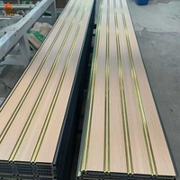Panneaux muraux en PVC modernes, ignifuges et imperméables à prix abordables pour la décoration intérieure de la maison et du bureau avec design graphique