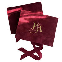 Boîte d'invitation de mariage rigide en velours de luxe, carte en acrylique, ruban à pompon doré, emballage personnalisé réutilisable, pelliculage brillant