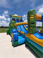 Toboggan aquatique gonflable Tiki Totem commercial à double piste avec piscine pour la location événementielle
