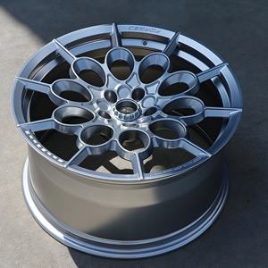 Cerchi in Lega Forgiati Personalizzati Argento Spazzolato 5x112 5x114.3 5x120 Design Intricato dei Raggi per <span class=keywords><strong>Estetica</strong></span> Migliorata 17-22 Pollici - Product Image 2