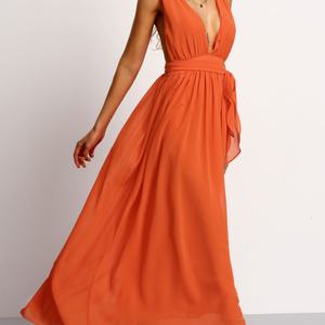 Vestido Maxi largo de gasa naranja con escote en V profundo personalizado para mujer - Product Image 2