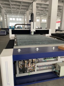 <span class=keywords><strong>Cnc</strong></span> <span class=keywords><strong>ly</strong></span> 1500W-3000W Máy cắt <span class=keywords><strong>laser</strong></span> sợi công nghiệp cho MDF/Acrylic/kim loại ai điều khiển thông minh tiết kiệm năng lượng và bảo trì thấp - Product Image 3