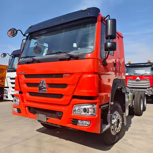 Sinotruk HOWO 6x4, Camión Tractor Nuevo, Colores Personalizados, Gris Plateado, Volante a la Izquierda, Combustible Diésel, Transmisión Manual, Suspensión Neumática, Euro 2/3/4/5/6 - Product Image 1