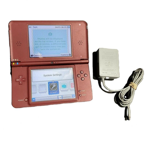 เครื่องเล่นเกมพกพาสำหรับ DSi XL - Product Image 1