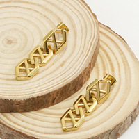 Geometrische Ketten-Ohrringe aus 304 Edelstahl mit 18K Gold Vakuumbeschichtung, 27mm Hängende Schmuckstücke im Modernen Statement-Stil für Damen