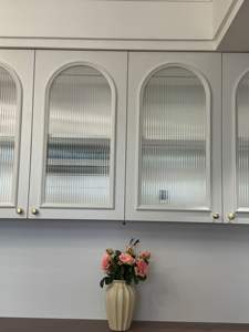 ตู้เก็บไวน์ทำจากไม้เนื้อแข็งเรียบง่ายทันสมัยหรูหราตู้เก็บไวน์แบบบูรณาการสำหรับห้องรับประทานอาหารที่บ้านสำหรับห้องนั่งเล่น - Product Image 5