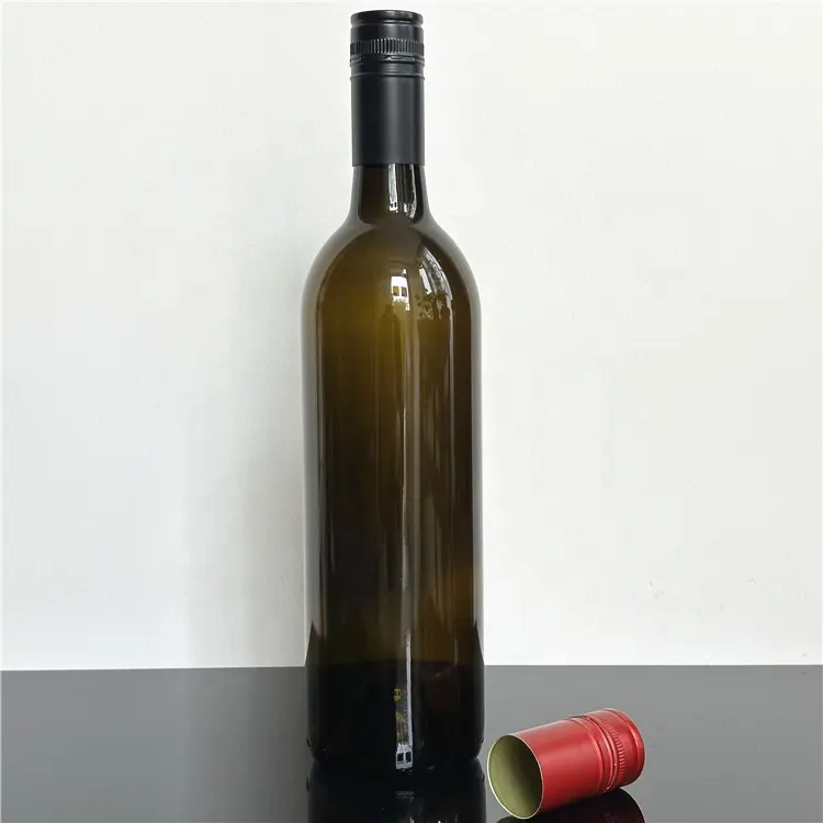 Античная зеленая стеклянная бутылка вина 750 мл