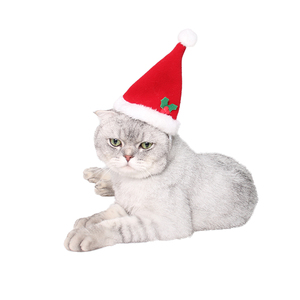 Chapeau de Noël doux et écologique pour animaux de compagnie, motif Père Noël rouge uni, pour chats et chiens, chaud, vente <span class=keywords><strong>en</strong></span> gros du fabricant - Product Image 4