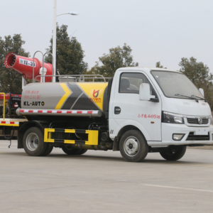 Camion-citerne Dongfeng <span class=keywords><strong>Tiyi</strong></span> 4x2 3CBM avec canon à eau pour la suppression de la poussière. - Product Image 1