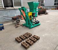 Petite machine à fabriquer des blocs de terre argileuse hydraulique pour briques autobloquantes