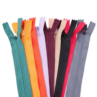 YYX vente en gros usine coloré réversible fermeture éclair invisible dents cachées 3 # fermeture éclair pour robe
