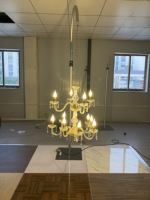 Cintre et coupleur de lustre en aluminium incurvé avec plaque de base en acier lourd