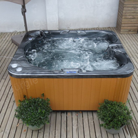 Spa d'extérieur autoportant en acrylique de luxe pour 3 personnes Bain à remous Massage Balboa Bains à remous avec jacuzzier