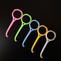 Accolades invisibles orthodontiques personnalisées, crochet en plastique, retrait de l'aligneur dentaire transparent