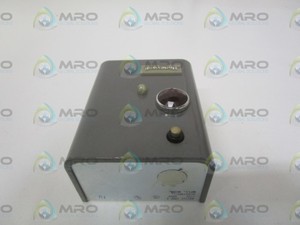 Relé de Silenciación de Alarma R4155A1002 Original Nuevo de Marca MP para PLC - Product Image 2