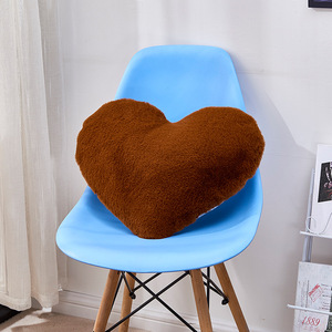 Funda de cojín de piel de conejo de imitación en forma de corazón, funda de almohada de felpa de color sólido para decoración de silla, lavable, YH92011 - Product Image 3