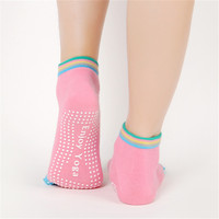 Chaussettes de yoga d'été pour femmes, en coton tricoté respirant, légères, antidérapantes, à cinq doigts, longueur cheville, confort premium