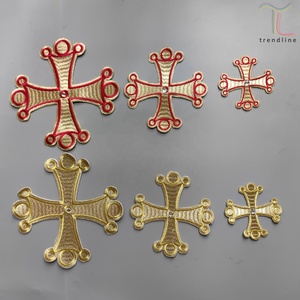 Tùy chỉnh đa kích thước màu vàng thiết kế Phụng Vụ Burgundy thêu Acrylic Đính cườm chéo sắt trên hat các bản vá lỗi cho quần áo - Product Image 2