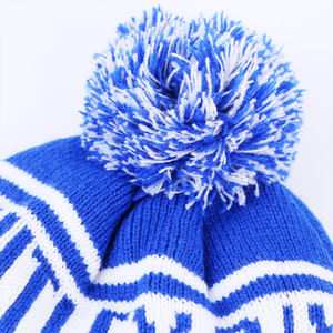 Chapeau d'hiver en tricot chaud à pompon rayé pour équipe sportive, bonnet personnalisé en tricot avec pompon, fournisseur de chapeaux - Product Image 3