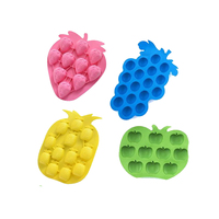 Moule à glace en silicone bon marché Outils pour bonbons au chocolat Forme de fruit Bac à glaçons en silicone Forme d'ananas Moule à gâteau sans BPA