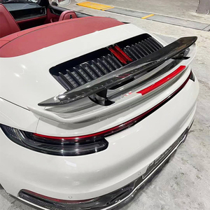 Kit de modification du panneau décoratif arrière 2019-2025, aspect sportif en fibre de carbone pour 911 992 TurboS - Product Image 3