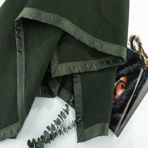 بطانية من الصوف الدافئ رخيص الثمن من مزيج الصوف والبوليستر بطانية من الصوف للتنزه والتخييم - Product Image 2