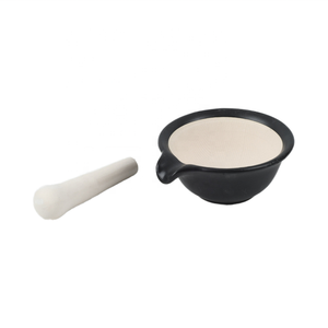 Set ergonomico artigianale mortaio e pestello di piccole dimensioni per uso cucina - Product Image 3