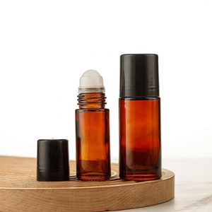 ขวดแก้วใสสีน้ำตาลสำหรับน้ำมันหอมระเหยแบบโรลออน พร้อมลูกกลิ้งแบบแบน ขนาด 30 มล./50 มล. สำหรับใช้กับเครื่องสำอาง ขวดโรลเลอร์สีเหลืองอำพัน - Product Image 1