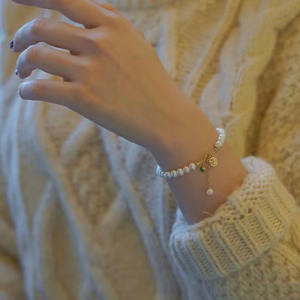 Bracelet en émeraude d'eau douce de 5-6 mm plaqué or 14 carats de la marque Fu simple et généreuse de Zhuji Pearl, bracelet de charme tendance pour femmes - Product Image 1