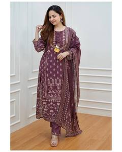 2023 recién llegados ropa mujer seda roja bordada Kurta con pantalones y Dupatta conjunto mujer traje más vendido conjunto de traje - Product Image 1