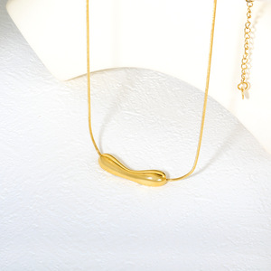 Collar con colgante de lágrima de acero inoxidable, joyería minimalista de moda en oro y plata para mujer, accesorio elegante para uso diario - Product Image 4