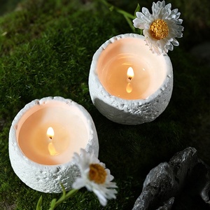 Bougie parfumée en cire de soja de luxe personnalisée en forme de roche avec pot en pierre pour la décoration de la maison, du bureau, des fêtes, des mariages et des bars, cadeau - Product Image 3