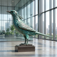 Élégante Statue de Pie en Bronze – Sculpture d'oiseau sauvage en bronze, fabriquée à la main par la méthode de la cire perdue